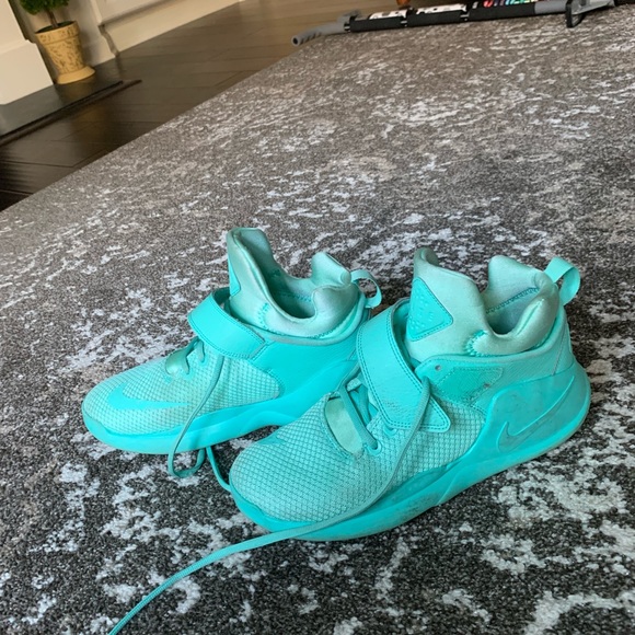 ❌SOLD❌ Blue Nike Kwazi Basketball Shoes - Picture 3 of 6